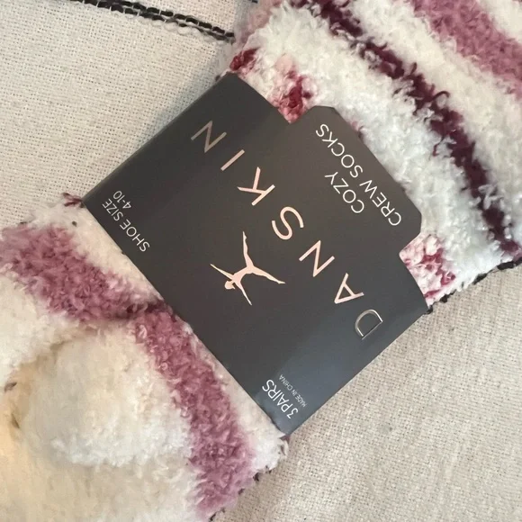 Cozy Danskin sock 3-pack - Picture 2 of 3